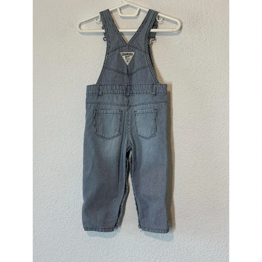 OSHKOSH b'gosh Bib Overall Blue Striped Railroad‎ Vestbak 12 Months